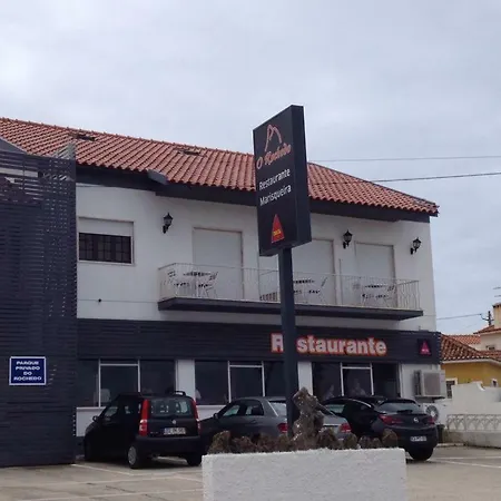 Casa Do Rochedo Homestay *