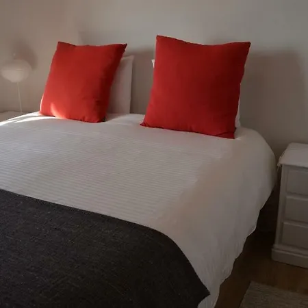 Homestay Casa Do Rochedo Ribamar (Torres Vedras)